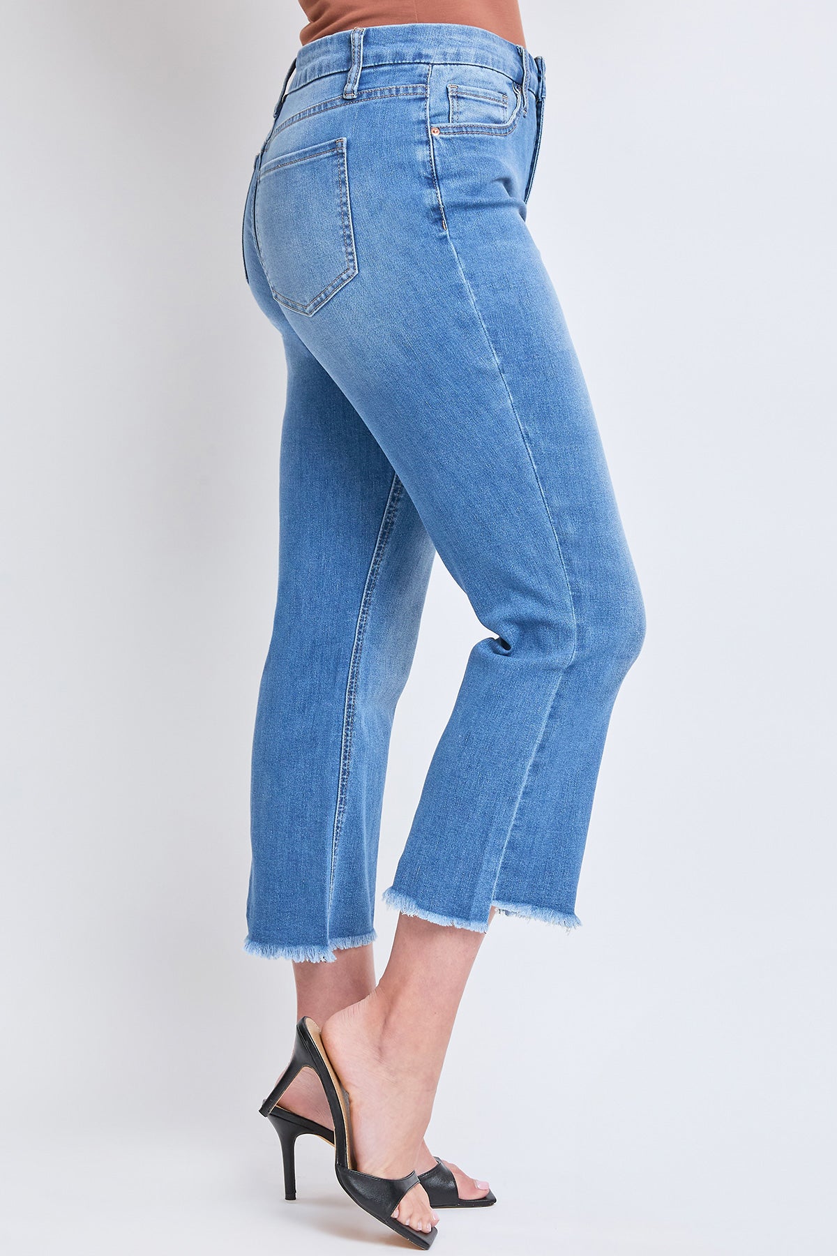 Women’s Mid-Rise Studded Cross Flap Pocket Bootcut Jean