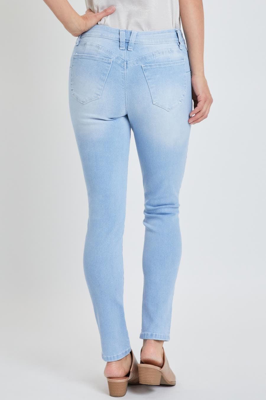 L Light Blue Rips