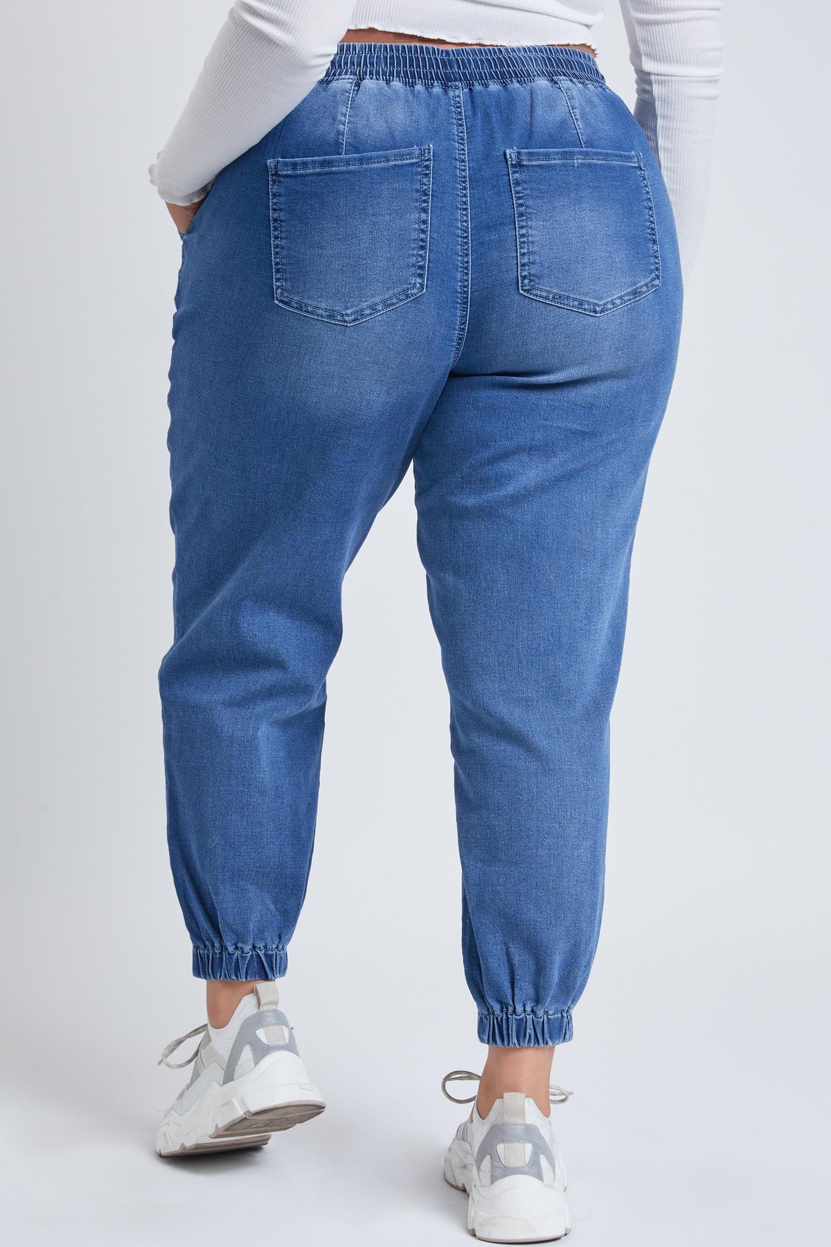 M Warm Medium Blue
