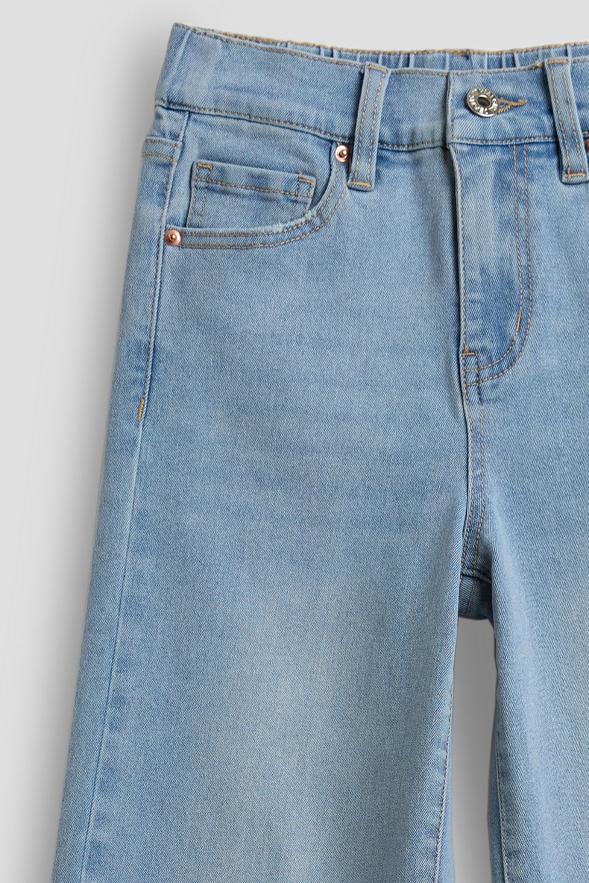 L Light Blue 