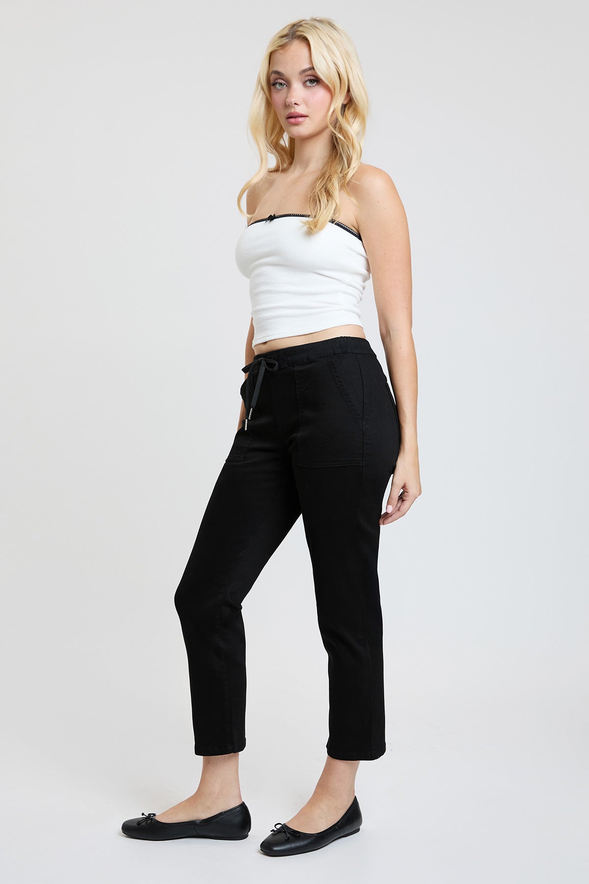 Women's High Rise Pull On Straight Leg Jogger