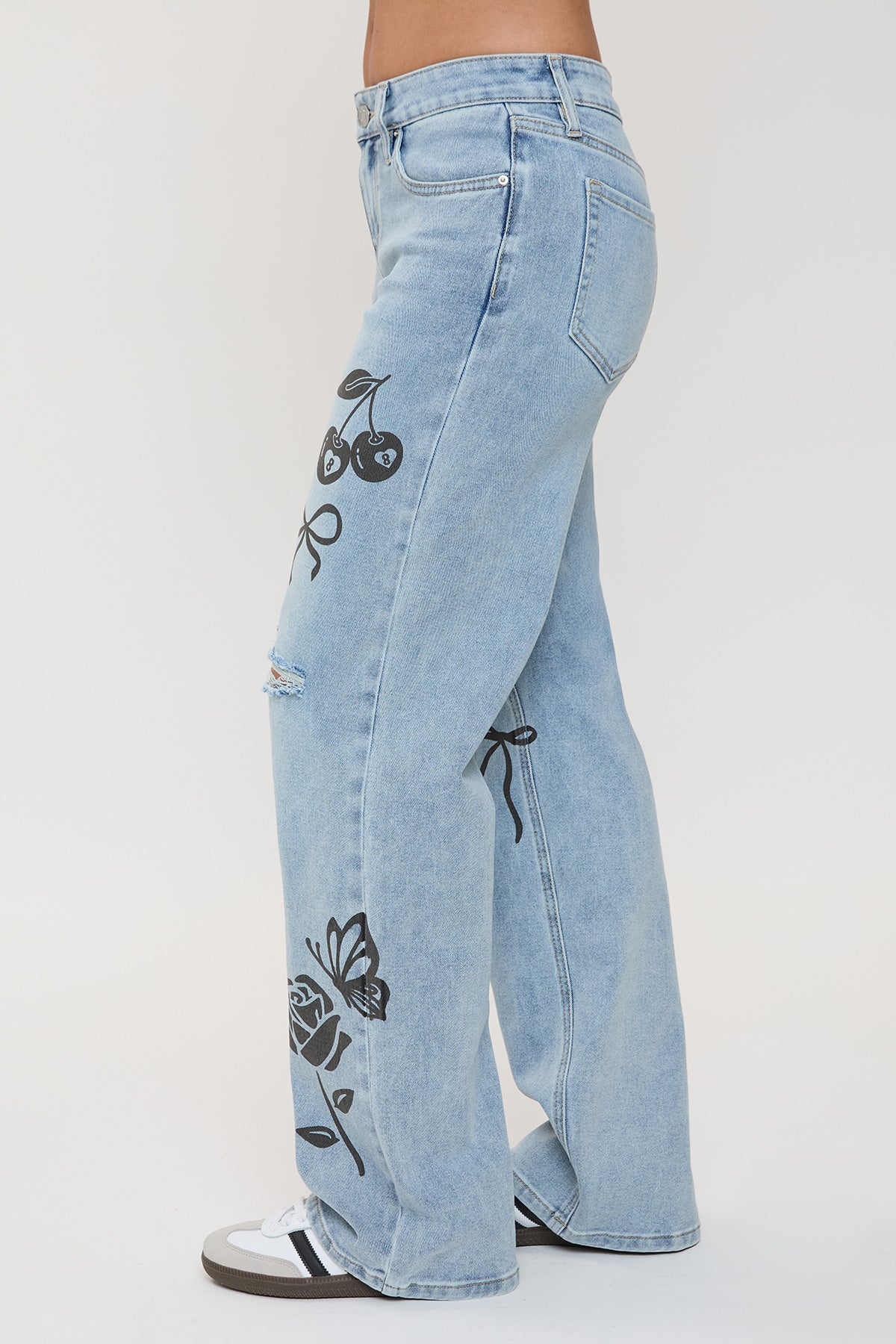 L Light Blue Rips