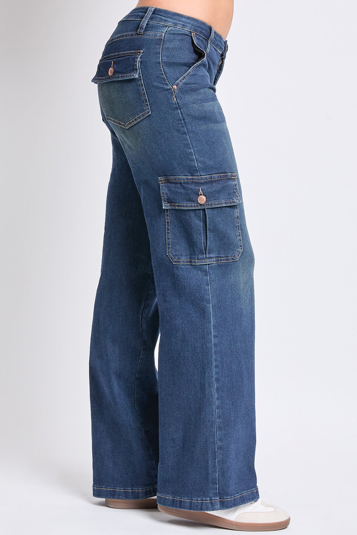 Women's Straight Leg Cargo Skater Jeans