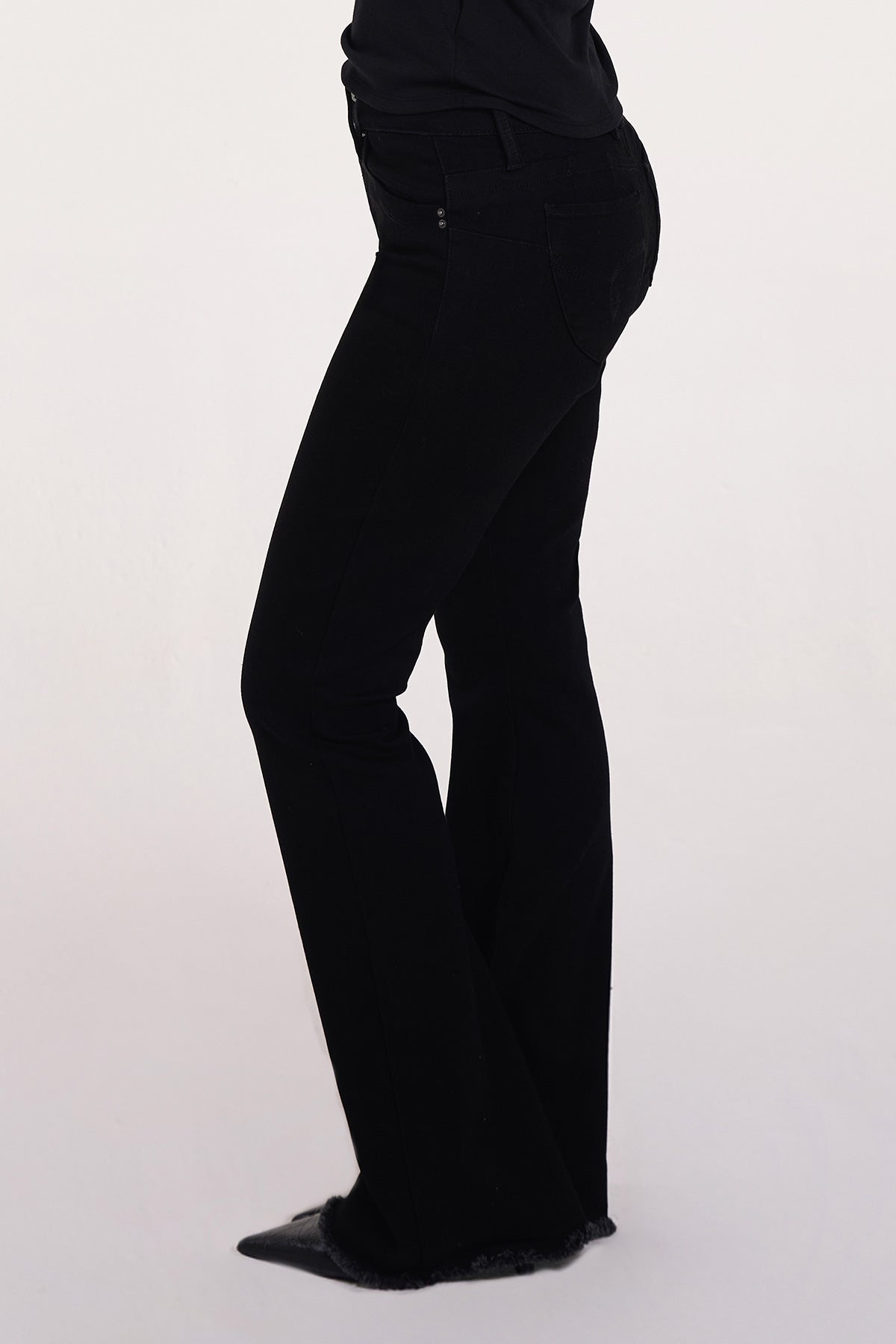W Black