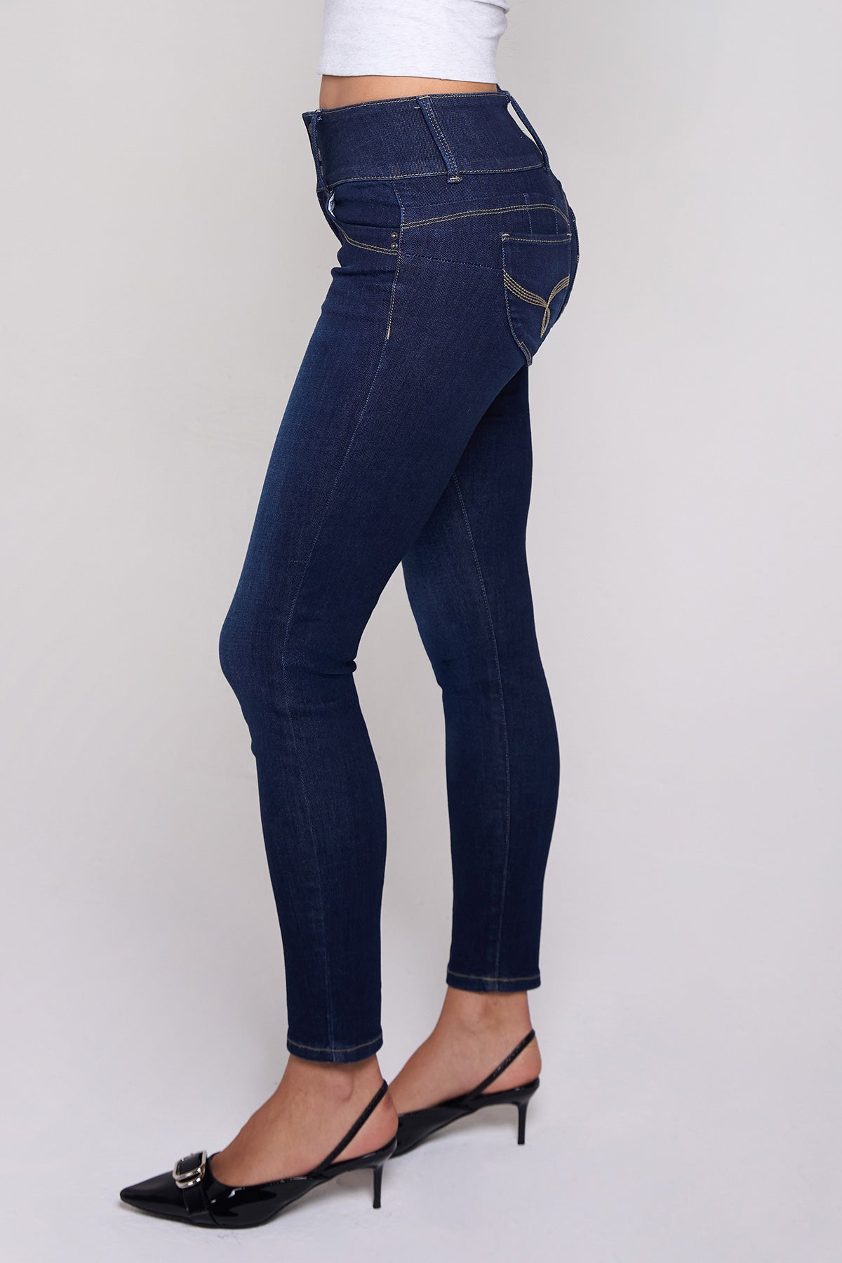 D Dark Blue