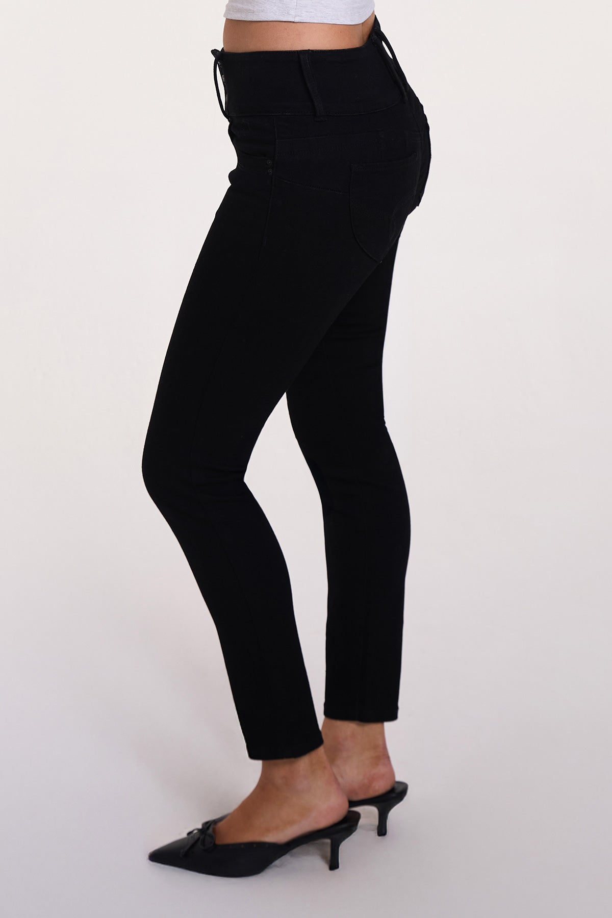 W Black