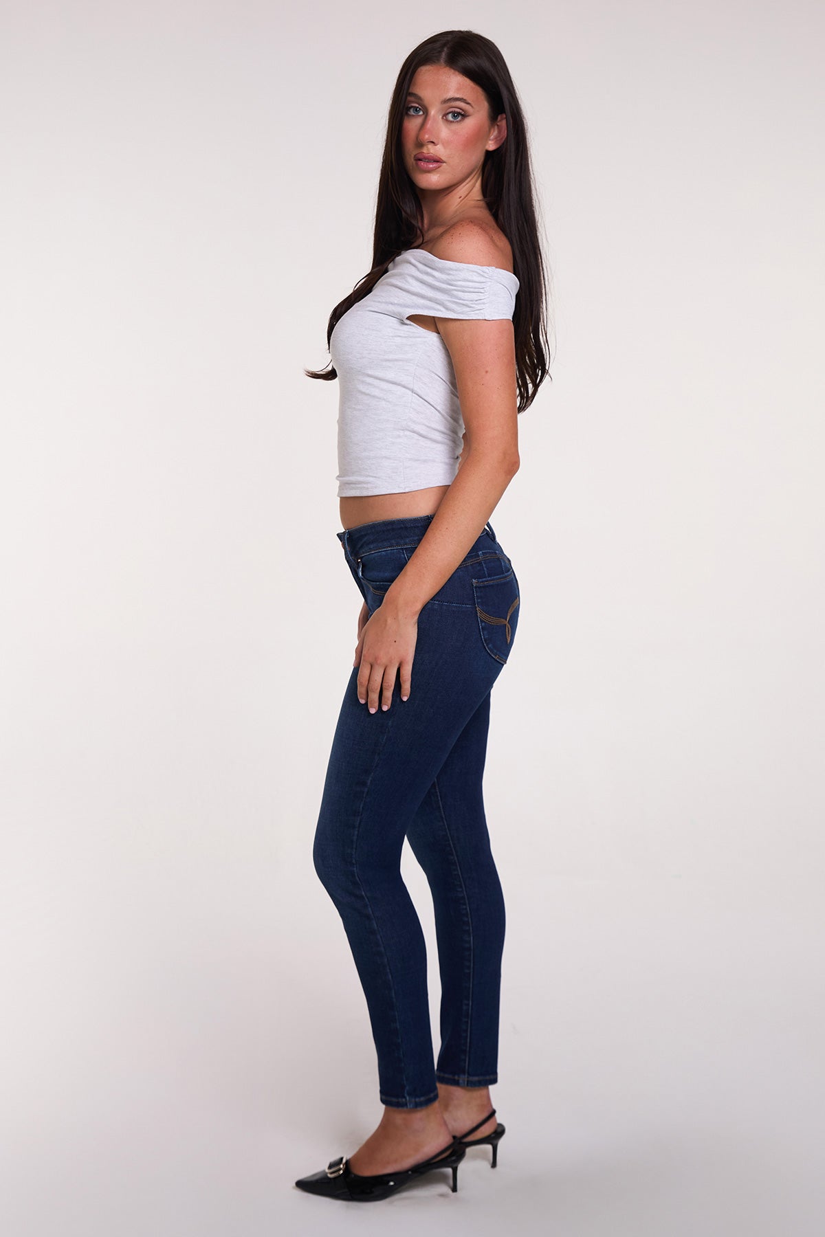 Women's Luxe Mid Rise WannaBettaButt Skinny Jeans