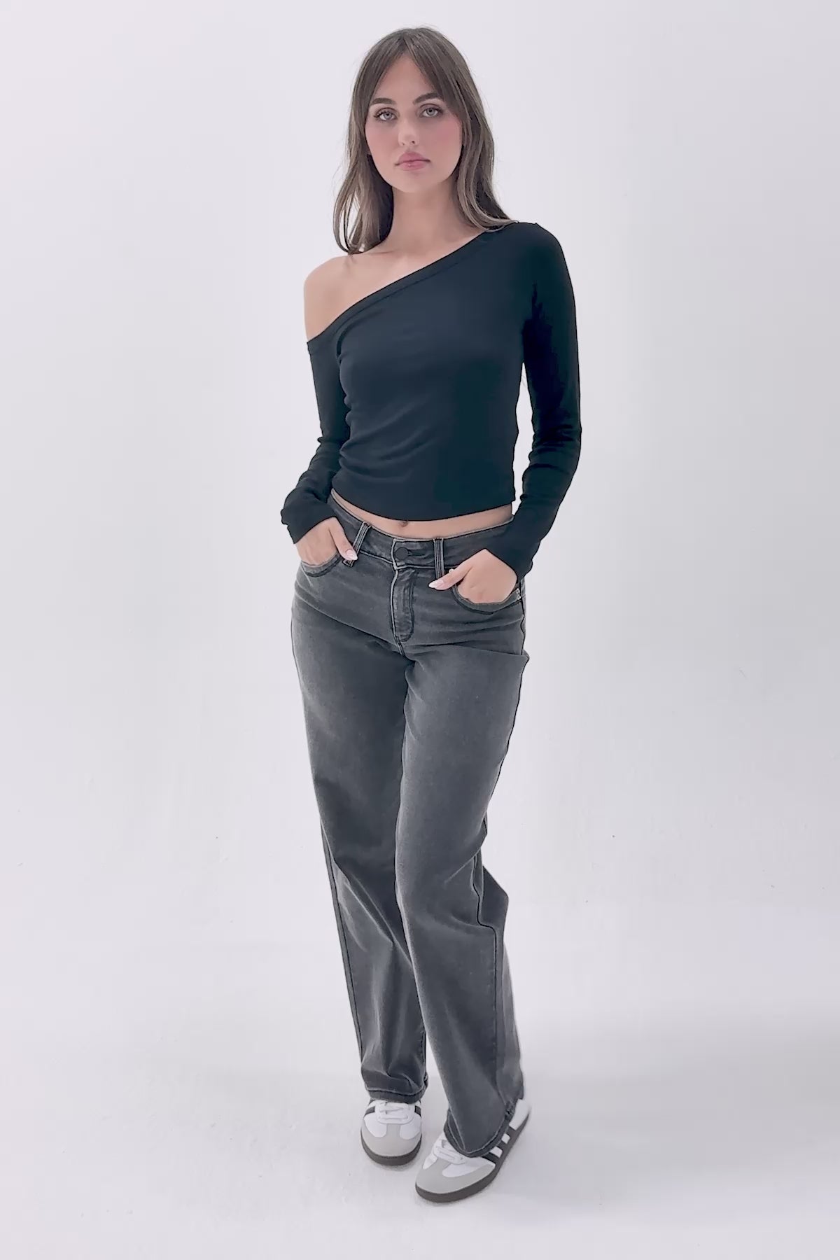 Women's Luxe High Rise WannaBettaButt Straight Leg Jeans