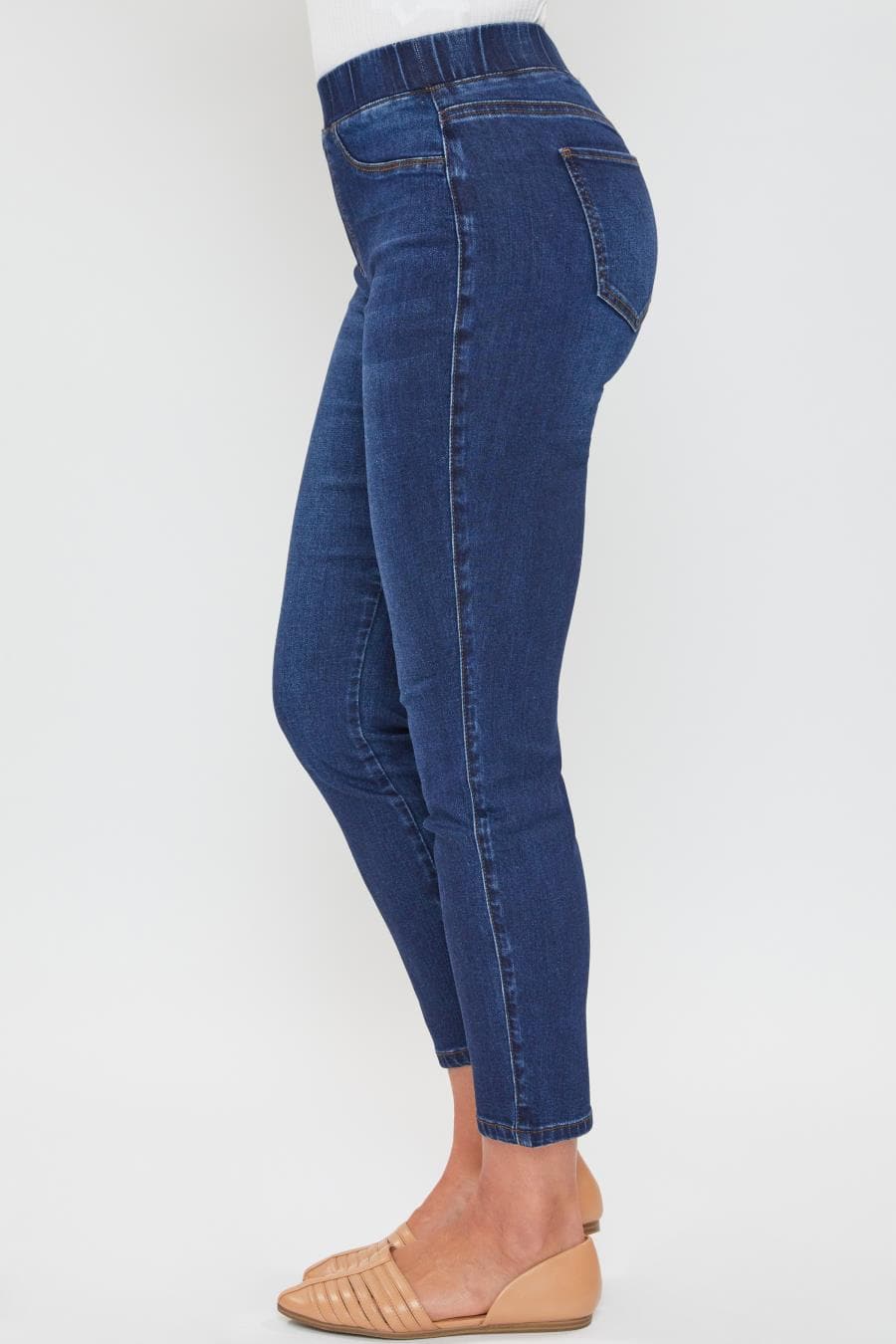 Women's Plus Size WannaBettaButt Mid Rise Jegging Lifestyle Collection from  ROYALTY – Royalty For me