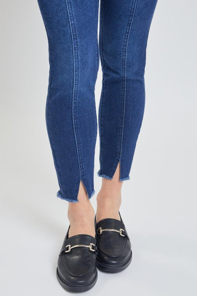 Women High Rise Skinny Jean With Front Seam And Slit Detail Wp87351N