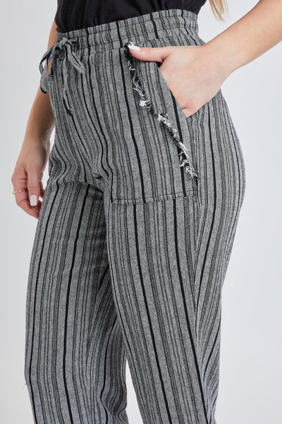 Women Linen Capri Pant With Frayed Pocket And Hem Wc1109Ln