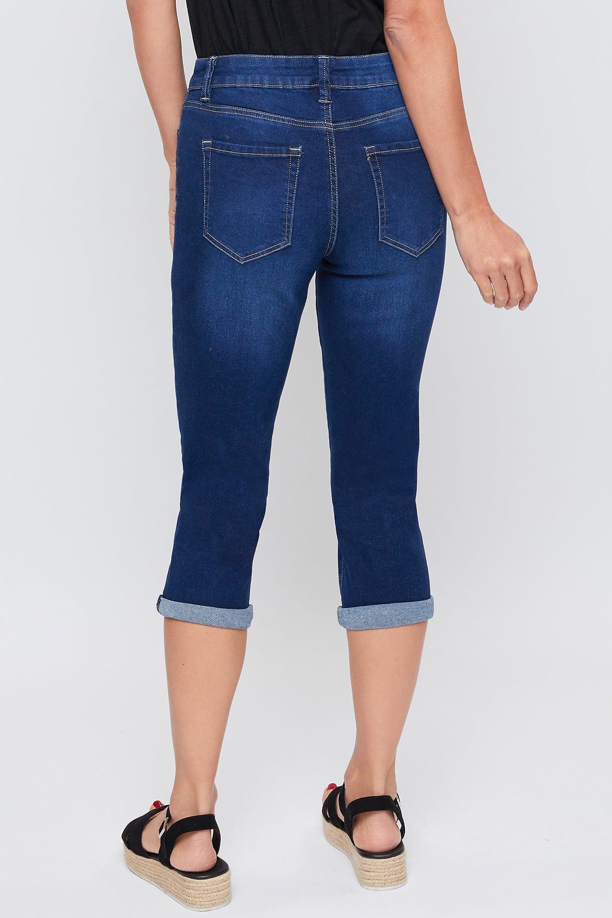 Women's Essential High Rise Cuffed Capri Jeans from ROYALTY – Royalty For me
