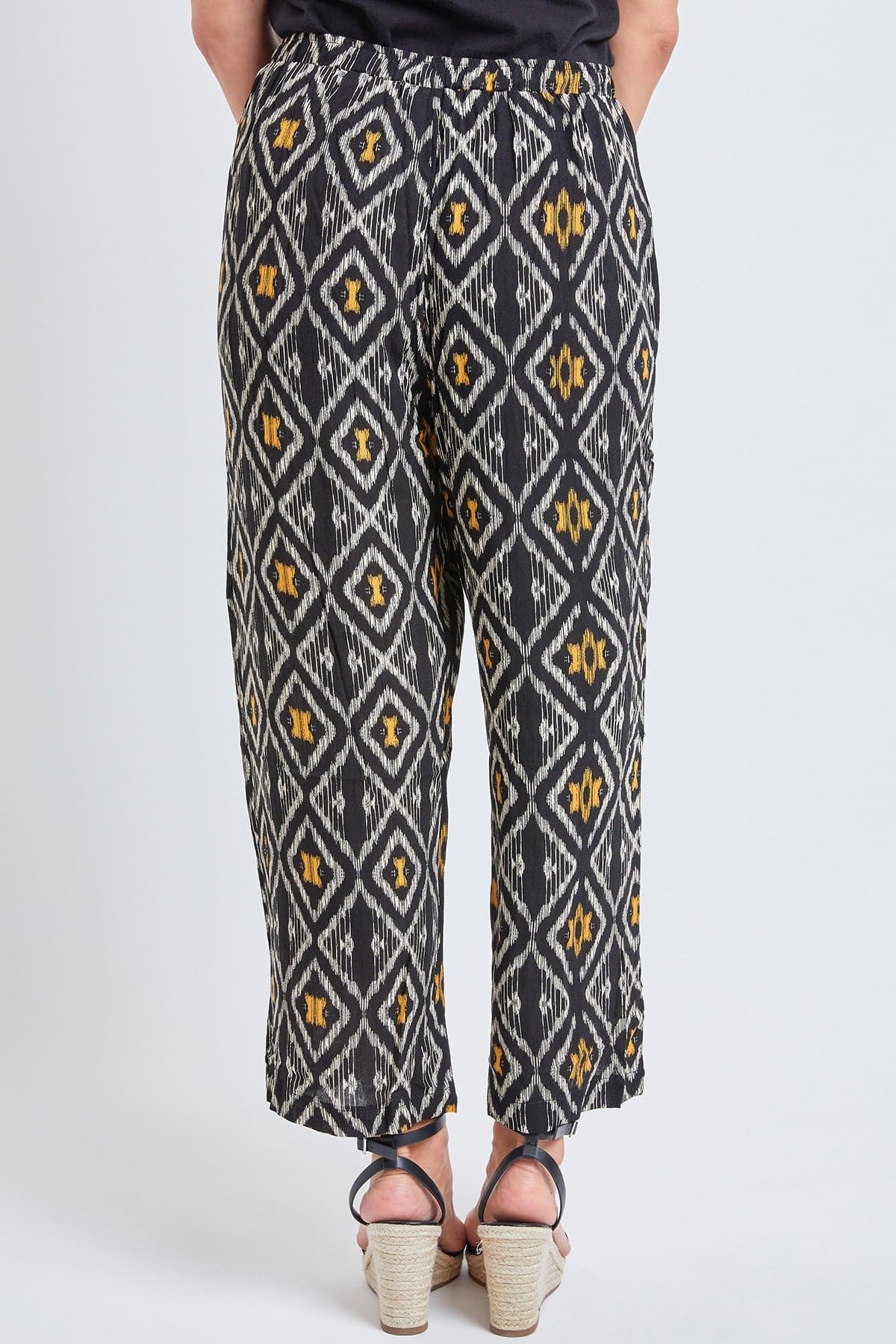 Pull On Relaxed Rise Pant With Drapey Pocket Detail Tapered Leg