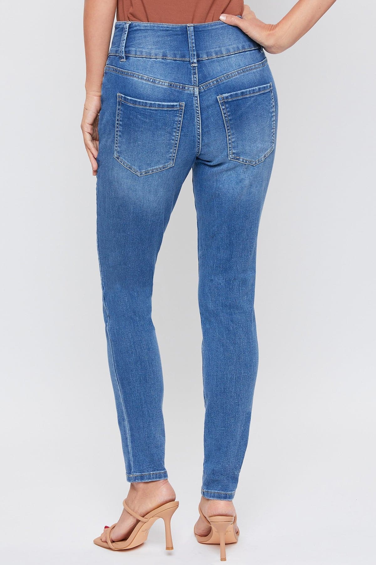 Women's Essential 3 Button High Rise Skinny Jean with Functional Front Pockets