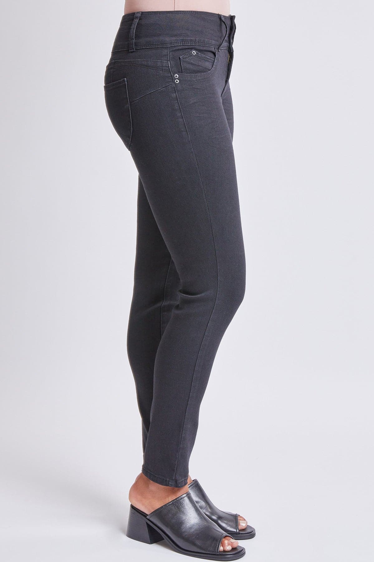 Women's WannaBettaButt 3 Button Skinny Ankle Jeans