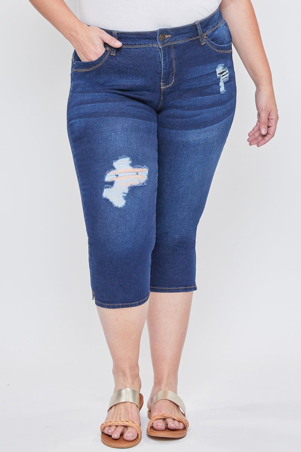 Women's Plus Size Sustainable WannaBettaButt Mid Rise Capri Jeans
