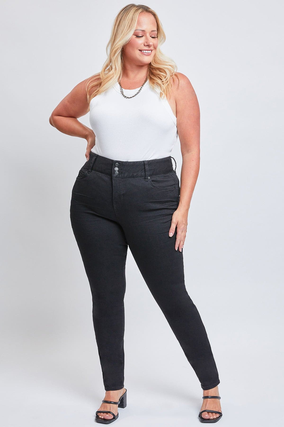 Women's Plus Size Essential High Rise Skinny Jeans