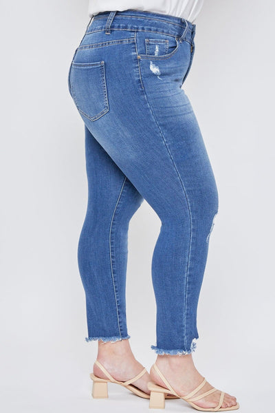 Women's Plus Size Essential Seamed Waistband Frayed Ankle Jeans-Sale