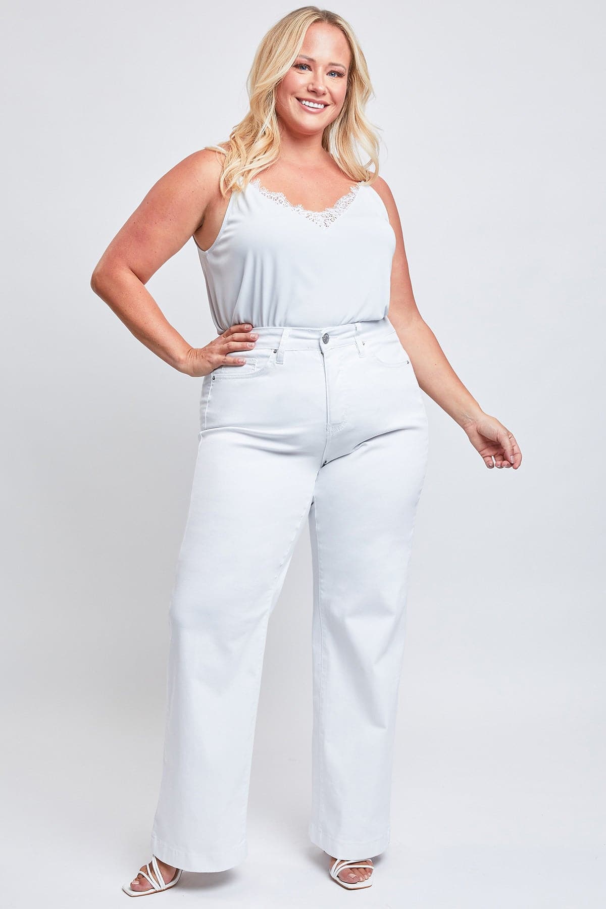 Women's Plus Size Sustainable High Rise Wide Leg Jeans