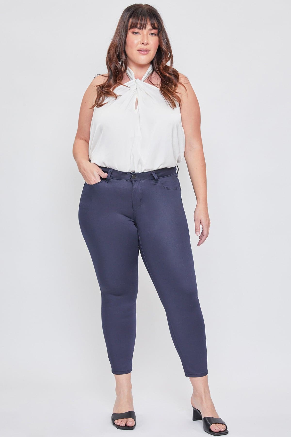 Women's Plus Size Forever Mid Rise Ankle Pants
