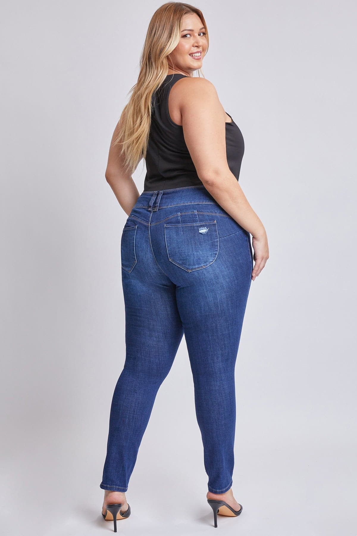Women's Plus Size Sustainable WannaBettaButt Mid Rise Jeans